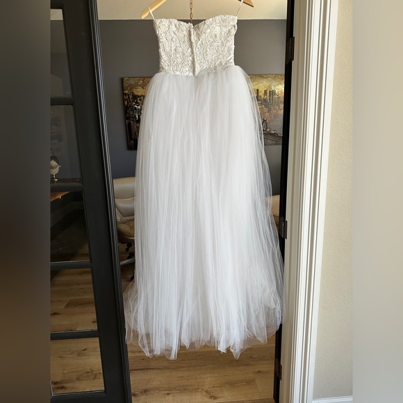 Wedding Dress/Debutante Catillion Dress - Picture 3 of 8